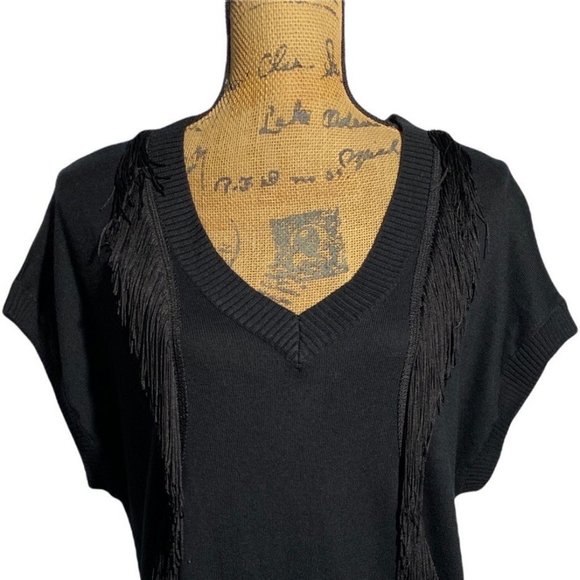 BCBGengeration M Sweater Unique Solid Black Fringe Detail Short Dolman Sl Cute - Picture 2 of 8